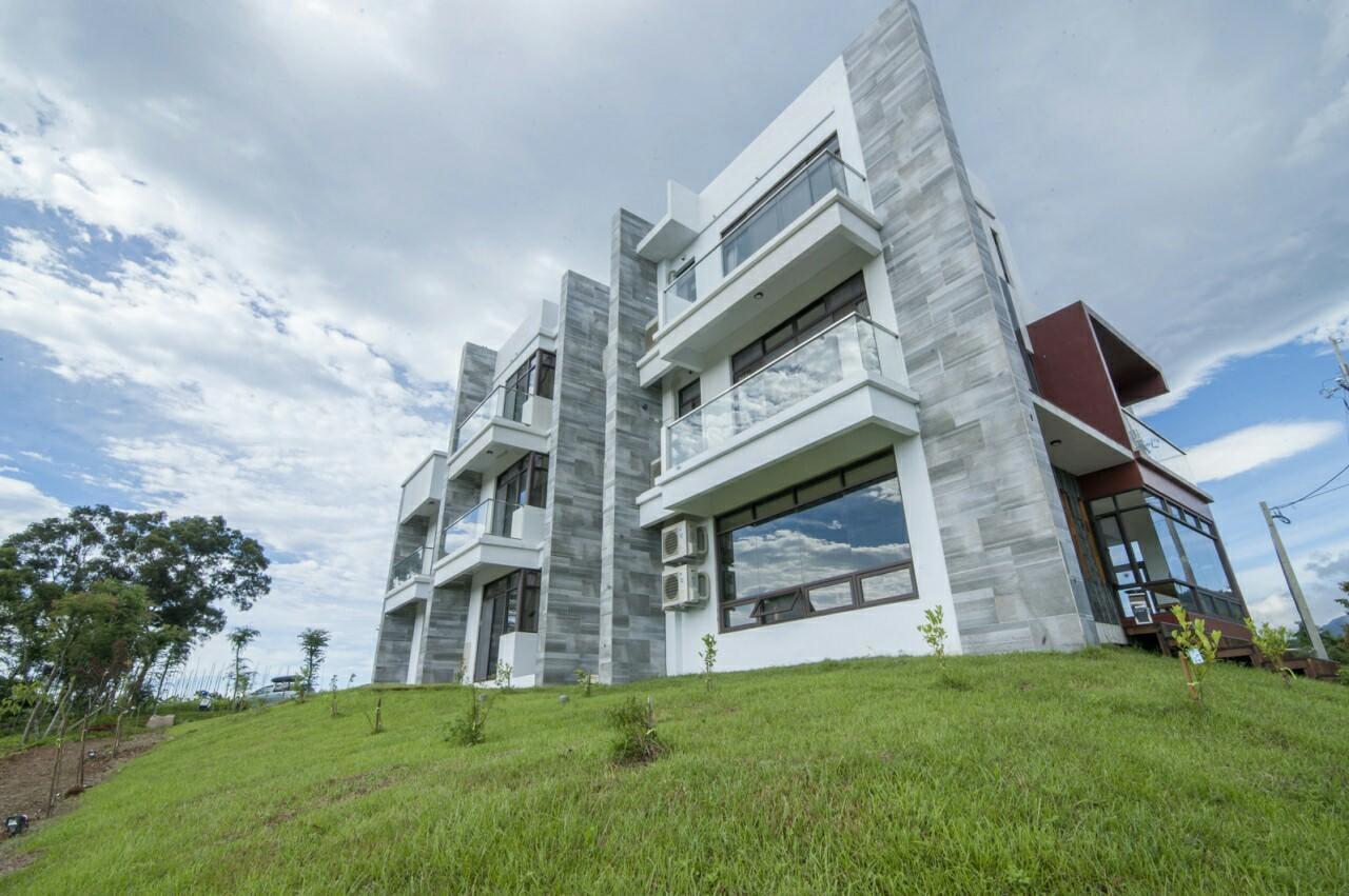 Yulaikung B&B Луйє Екстер'єр фото