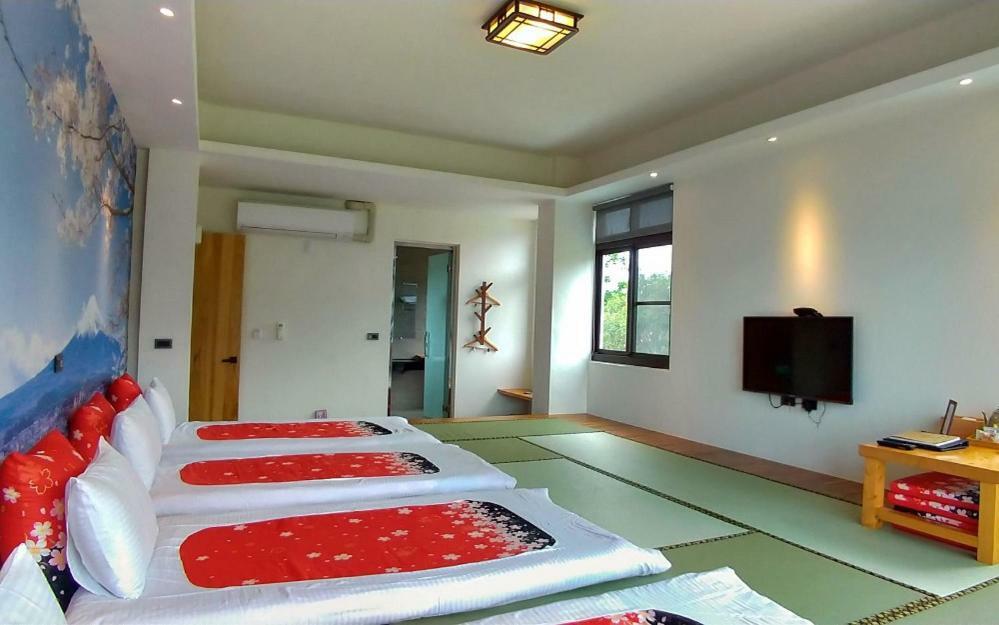 Yulaikung B&B Луйє Екстер'єр фото